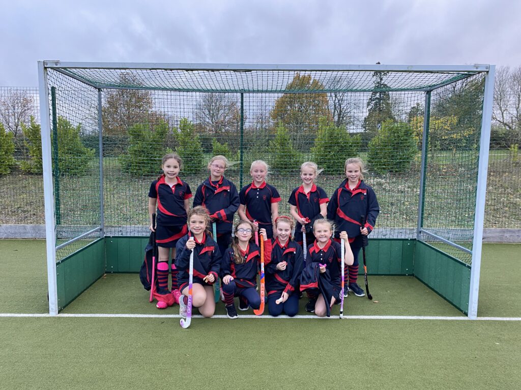 Close matches vs Witham to finish the Yr4 hockey season, Copthill School