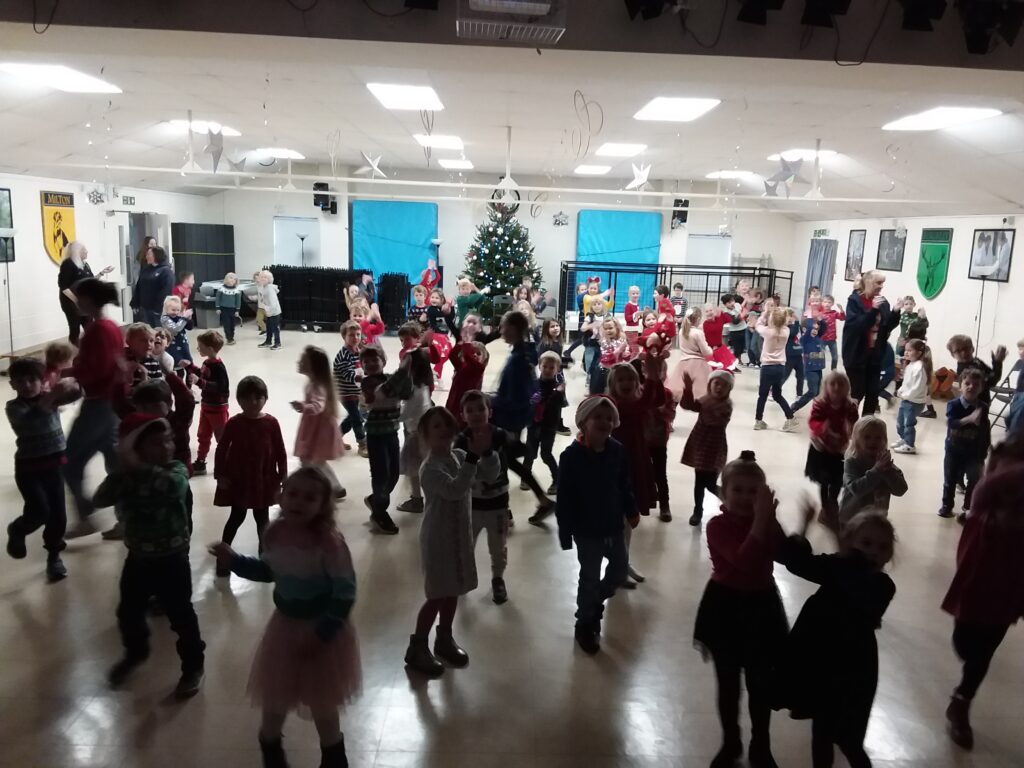We Wish You A Merry Christmas!, Copthill School