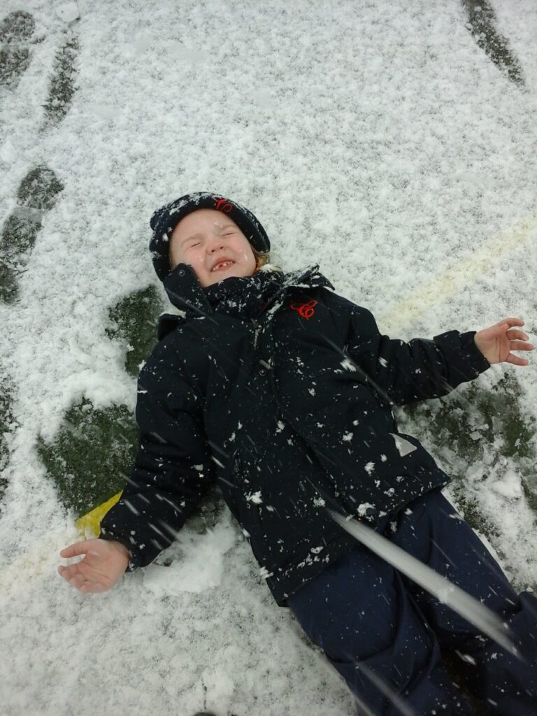 Happy Days in the Snow!, Copthill School