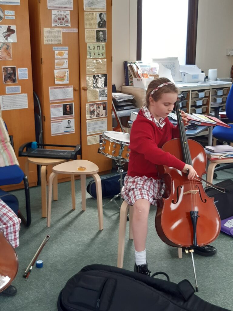 Year Four Fabulous Fiddles, Copthill School
