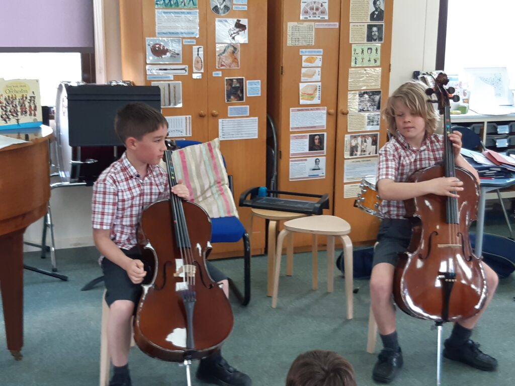 Year Four Fabulous Fiddles, Copthill School