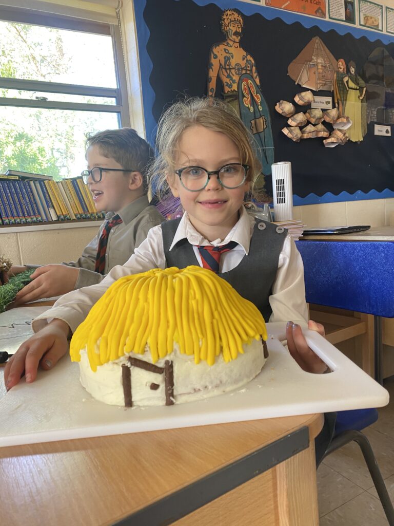 All round to the roundhouses!, Copthill School