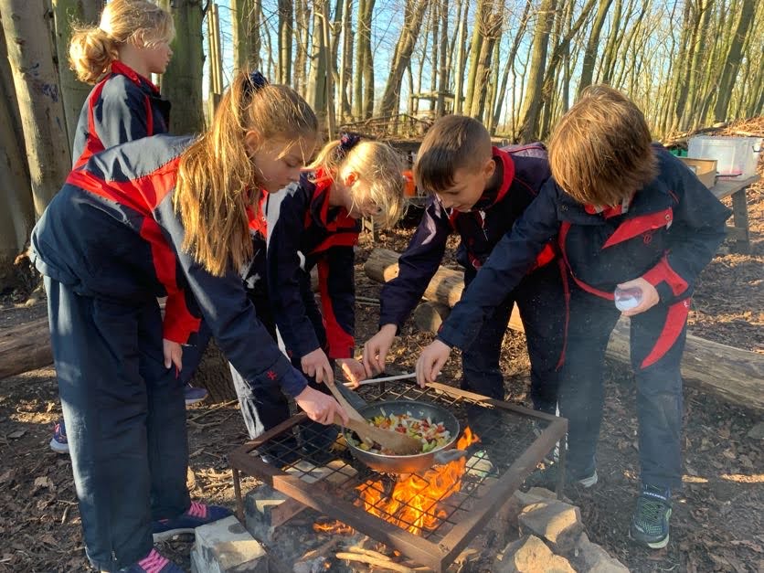 Y6 Native American experience, Copthill School