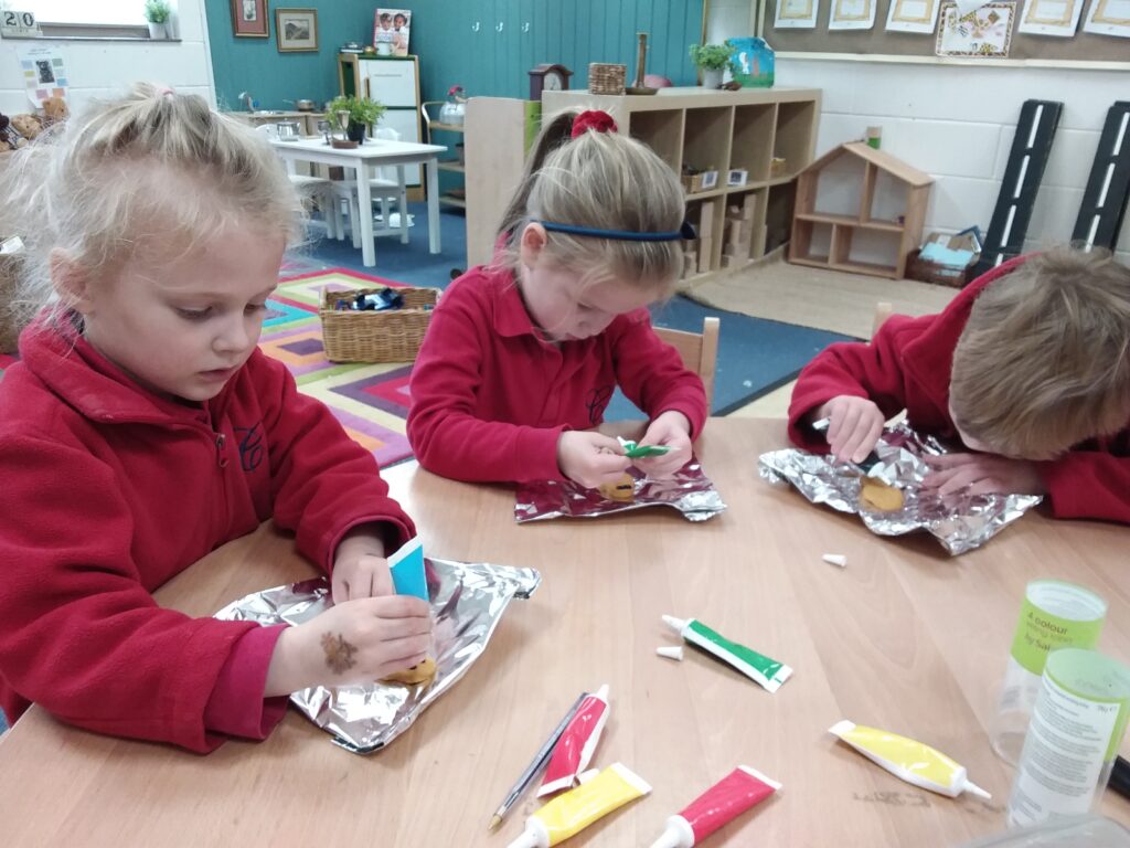 Gingerbread People Decorating, Copthill School